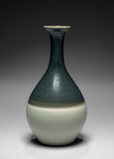 Sake Flask: Arita Ware, Imari Type, 17th century. Creator: Unknown