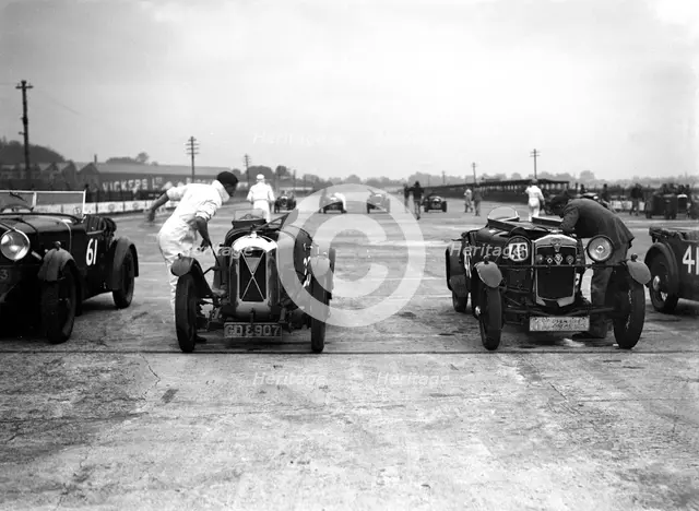 Salmson and Frazer-Nash on the start line at a JCC Members Day, Brooklands. Artist: Bill Brunell.