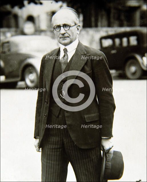 Salvador de Madariaga (1886-1978), Spanish writer.