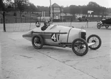 Sammy Davis in his AC at the JCC 200 Mile Race, Brooklands, Surrey, 1921. Artist: Bill Brunell