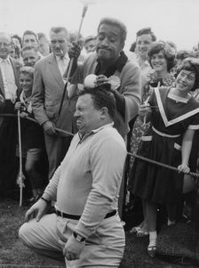 Sammy Davis Jr, Harry Secombe, Pro-Am Golf, North London, 1962. Creator: Brian Foskett