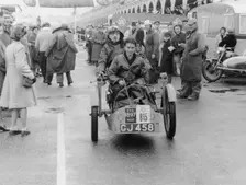 Sammy Davis with 1897 Leon Bollee tricar Beelzebub London to Brighton Run