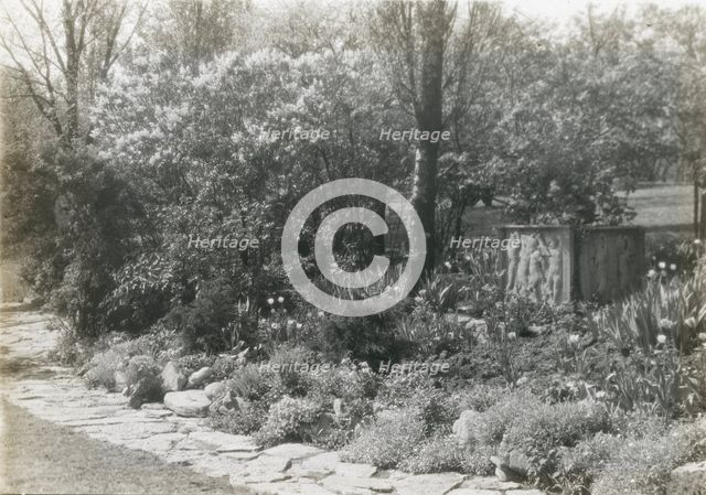 Samuel Hills Taft House, 3329 Morrison Avenue, Clifton, Ohio, 1922. Creator: Frances Benjamin Johnston.