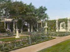 Samuel Knopf house, Lawrence, New York, c1913. Creator: Frances Benjamin Johnston