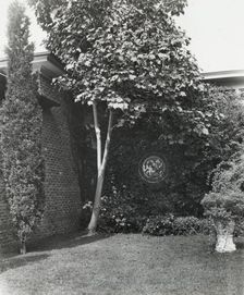 Samuel Longstreth Parrish Art Museum, 25 Jobs Lane, Southampton, New York, c1915. Creator: Frances Benjamin Johnston