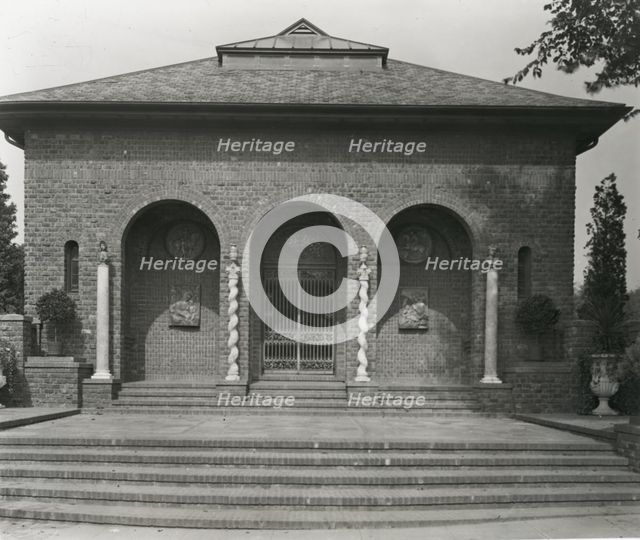 Samuel Longstreth Parrish Art Museum, 25 Jobs Lane, Southampton, New York, c1915. Creator: Frances Benjamin Johnston.