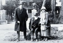 Samuel Taylor Darling, Giovanni Battista Grassi and his (Grassi's?) sister, c1920s. Creator: Unknown