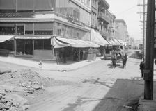 San Francisco street scene, between 1896 and 1942. Creator: Arnold Genthe