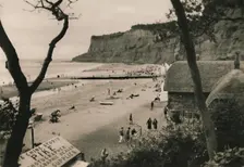 Sands and Old Shanklin Head, Shanklin, I.W. c1920. Creator: Unknown