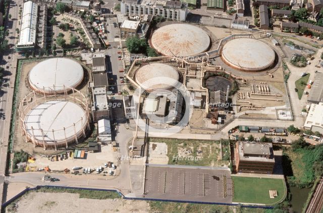 Sands End Gas Works, Sands End, London, 2001. Artist: EH/RCHME staff photographer