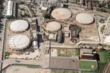 Sands End Gas Works, Sands End, London, 2001. Artist: EH/RCHME staff photographer