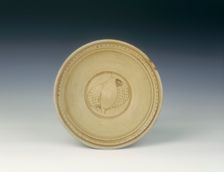 Sankampaeng stoneware dish with double fish decoration, Northern Thailand, 14th-15th century