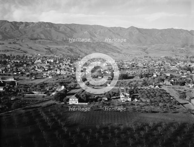 Santa Barbara, Cal., between 1900 and 1906. Creator: Unknown.