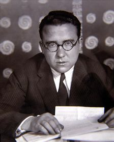 Santiago Carrillo (1915 -), Spanish politician of PCE