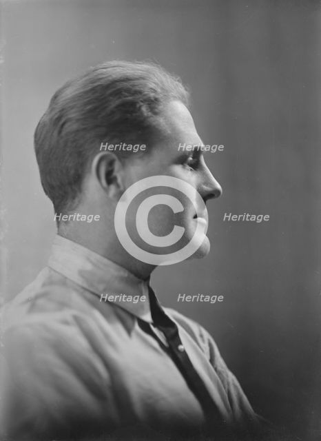 Sargeant [sic] Cutler, portrait photograph, 1919 Feb. 18. Creator: Arnold Genthe.