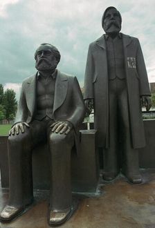 Sculpture of Karl Marx and Engels