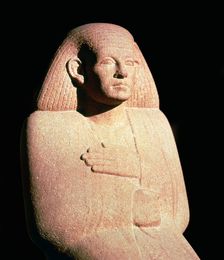 Sculpture of the Egyptian high priest Ankh Rekhu