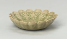 Scalloped Dish with Stylized Floral Sprays and Sickle-Leaf Scrolls, 12th/13th century. Creator: Unknown