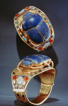 Scarab bracelet from Tutankhamun's tomb, 14th century BC