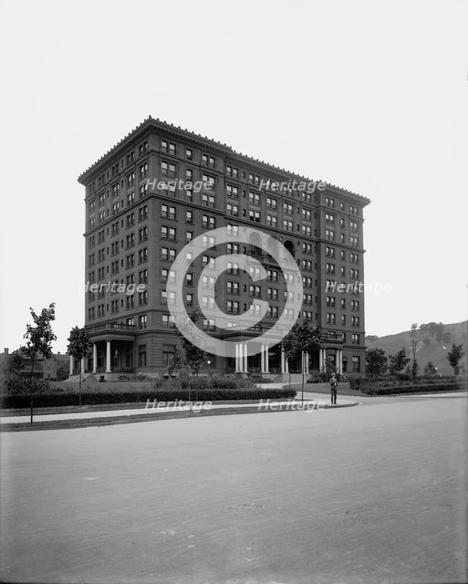 Schenley Hotel, Pittsburgh, Pa., between 1900 and 1906. Creator: Unknown.