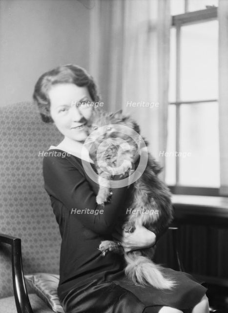 Schermerhorn, N.E., Mrs., with cat, portrait photograph, 1928 Dec. 3. Creator: Arnold Genthe.