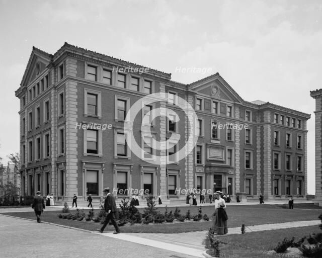Schermerhorn Hall, Columbia University, N.Y., between 1900 and 1906. Creator: Unknown.