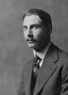 Schoomaker, H.S., Mr., portrait photograph, 1916 Feb. 28. Creator: Arnold Genthe