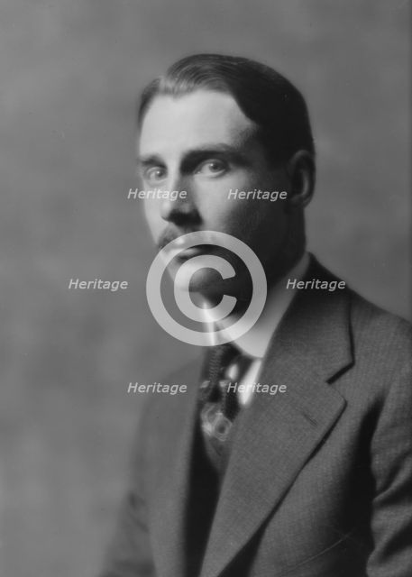 Schoomaker, H.S., Mr., portrait photograph, 1916 Feb. 28. Creator: Arnold Genthe.