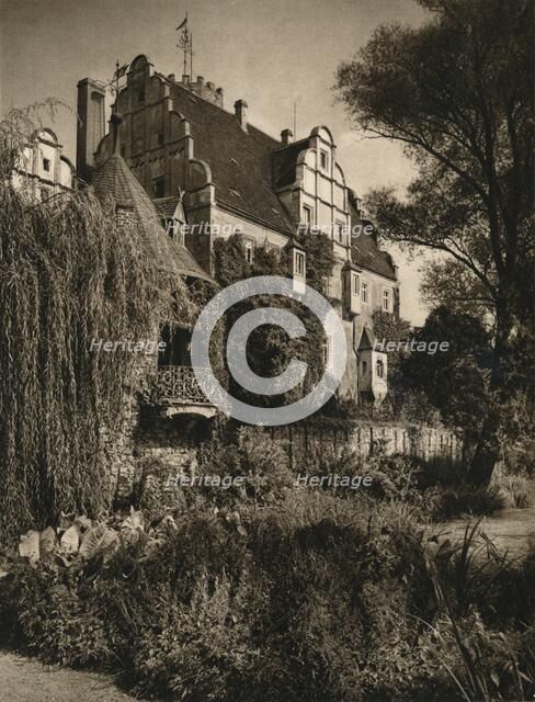 'Schloss Windischleuba', 1931. Artist: Kurt Hielscher.