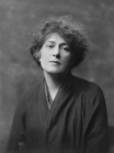 Schroder, E.A., Mrs., portrait photograph, 1916. Creator: Arnold Genthe