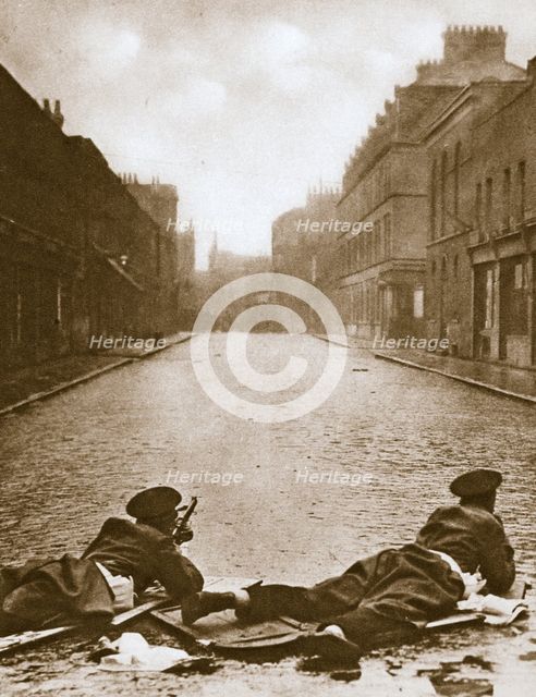 Scots Guards keeping guard on Sydney Street, London, 1911. Creator: Unknown.