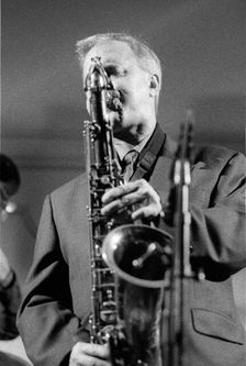 Scott Hamilton , Masonic Halls Tunbridge Wells, December 2000. Artist: Brian O'Connor