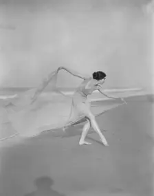 Severn, Margaret, Miss, 1920 May 21. Creator: Arnold Genthe