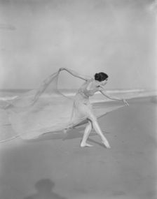 Severn, Margaret, Miss, 1920 May 21. Creator: Arnold Genthe