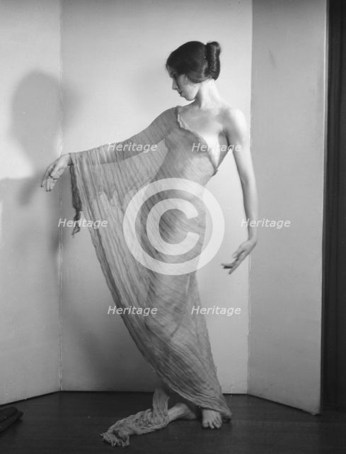 Severn, Margaret, Miss, 1923 Creator: Arnold Genthe.
