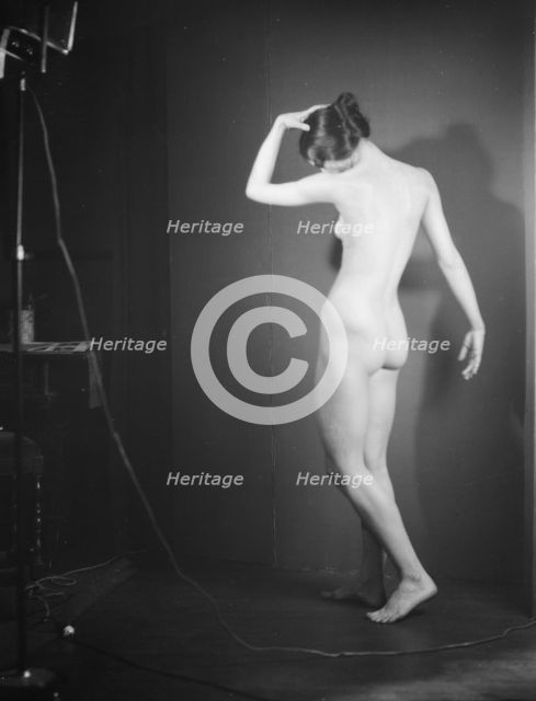 Severn, Margaret, Miss, 1923 Creator: Arnold Genthe.