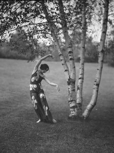 Severn, Margaret, Miss, 1923 July 16. Creator: Arnold Genthe