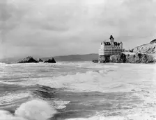 Second Cliff House (1896-1907) Hotel, San Francisco, 1902. Creator: Robert Augustus Henry L'Estrange