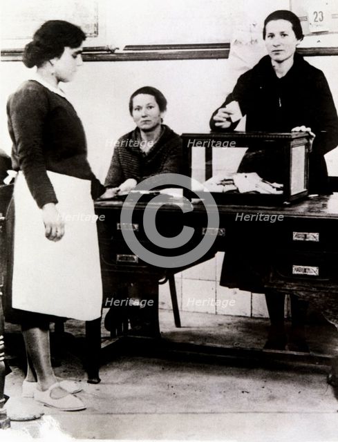 Second Republic, the first women's vote in municipal elections in Spain, room with the urn in a s…