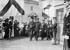 Secy Stimson & Gen. Grant at lawn party, Gov's Island., 1911. Creator: Bain News Service