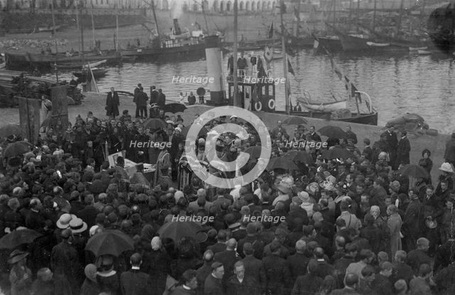 Seeing off the Expedition in Arkhangelsk, 1912. Creator: Nikolay Vasilyevich Pinegin.