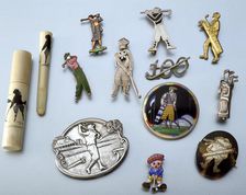 Selection of golfing brooches, c1915-1939