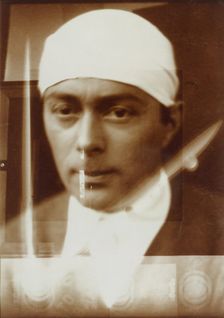 Self-Portrait, 1924-1925. Creator: Lissitzky, El (1890-1941)