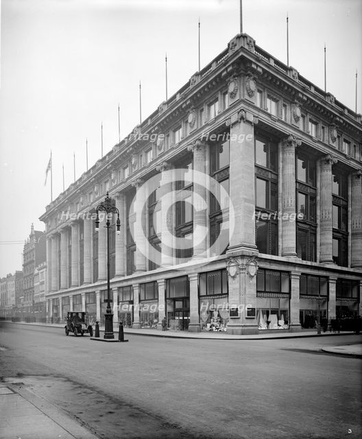 Selfridge's department store, 400 Oxford Street, London, 1909. Artist: Bedford Lemere and Company