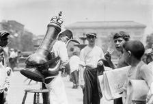 Selling cool drinks in Syrian Quarter, between c1910 and c1915. Creator: Bain News Service