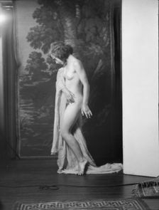 Seltzer, Alice, 1923 June 22. Creator: Arnold Genthe