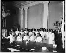 Senate Women, between 1910 and 1920. Creator: Harris & Ewing