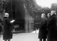 Serbian Mission To The U.S. at Mount Vernon, with Sec. Lansing, 1918. Creator: Harris & Ewing