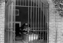 Serbian Mission To The U.S. at Washington's Tomb, Mount Vernon, 1918. Creator: Harris & Ewing