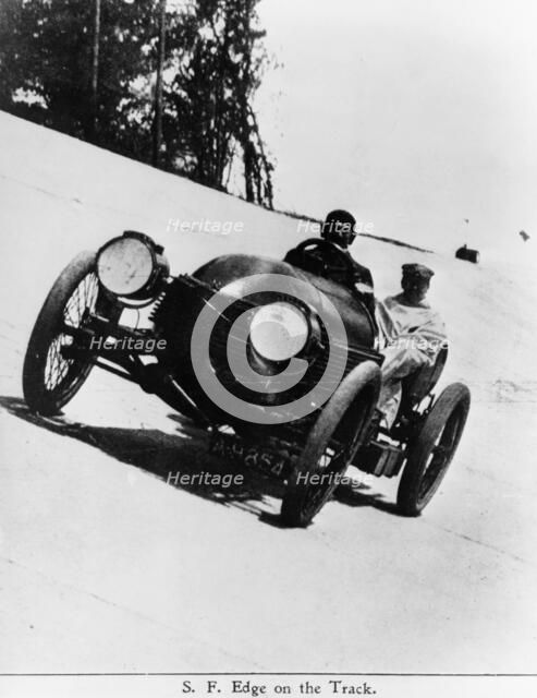 SF Edge driving a Napier, Brooklands, Surrey, 1907. Artist: Unknown